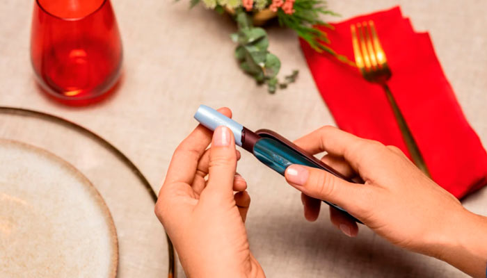 IQOS 3 DUOS в цвете «Нордическая вишня»