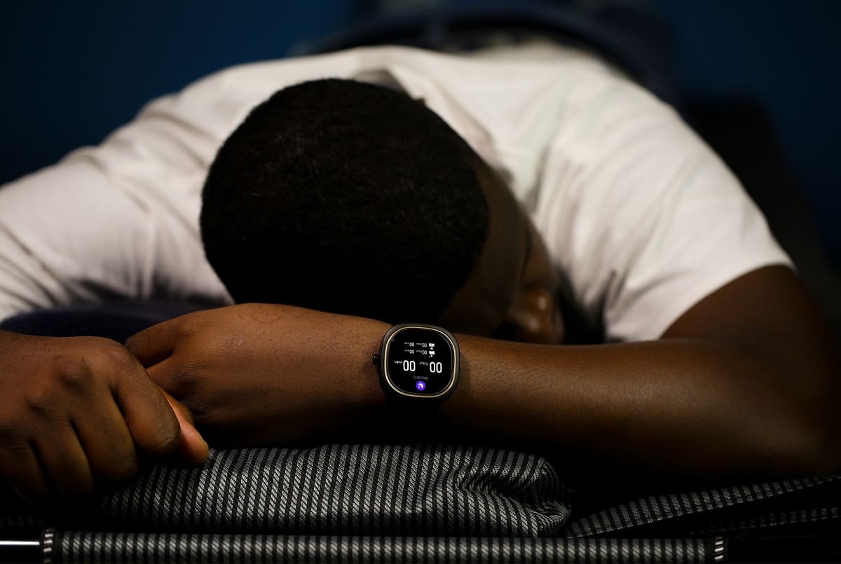 Здоровье, спорт и элегантность: Doogee представила новые умные часы Doogee DG Ares