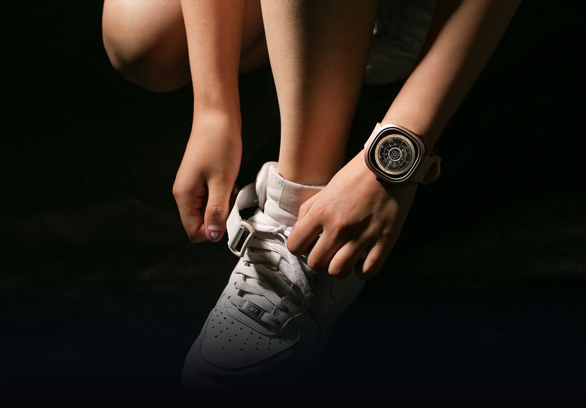 Здоровье, спорт и элегантность: Doogee представила новые умные часы Doogee DG Ares